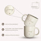 Personalisierte Keramiktasse mit Namen wird in der Hand gehalten – beige, gesprenkelt, 360 ml. Ideal für gemütliche Morgenmomente mit Kaffee oder Tee. Perfektes Geschenk für Freundin, Frau oder Kollegin. Emotionales Produktfoto mit Fokus auf Individualität und Wärme – für besondere Menschen, Abschiede oder kleine Freuden im Alltag. Steingut Tasse . Geschenk für Herzensmensch und Lieblingsmensch