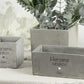 Geschenkidee für Herzensmensch: personalisierter Blumentopf mit Gravur. Perfekt für Freundin, Mama, Schwester oder beste Freundin. Geburtstagsgeschenk, Weihnachtsgeschenk, Valentinstag oder kleine Aufmerksamkeit. Individuell gravierbar mit Name, Datum oder Spruch. Freundschaftsgeschenk, dekorativ für Zimmer, Pflanzen oder Kräuter.