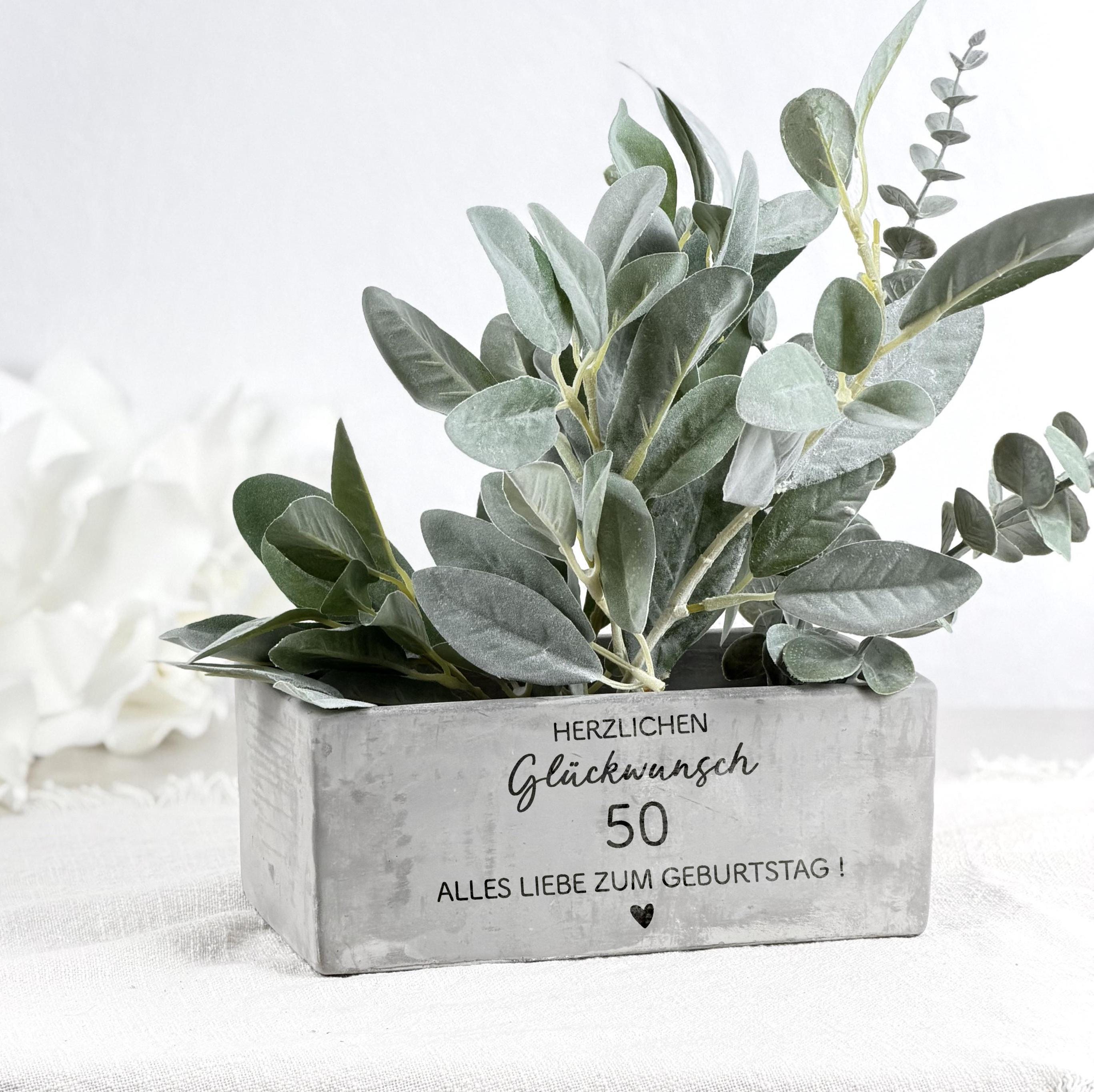 Personalisierter Blumentopf mit Wunschzahl als besonderes Geburtstagsgeschenk zum runden Geburtstag, ideal für 30., 40., 50. oder 60. Geburtstag, liebevolle Geschenkidee für Frauen, Mama oder Oma mit modernem Design
