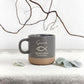 Personalisierte Tasse zur Kommunion mit Name und Datum als liebevolles Geschenk zur Erstkommunion für Mädchen oder Jungen. Die hochwertige Keramiktasse mit Gravur und Symbol Taube oder Fisch ist eine schöne Erinnerung an diesen besonderen Tag. Ideal als Geschenk von Eltern, Großeltern oder Paten für Kakao, Tee oder Milch im Alltag.