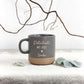 Geschenk für Patentante als gravierte Kaffeetasse mit Herz und Name. Diese Tasse eignet sich perfekt zur Taufanfrage, als Taufgeschenk Pate oder als persönliche Aufmerksamkeit mit der Frage „Willst du meine Patentante sein?“.