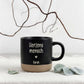 Kaffeetasse mit Gravur und Wunschname als individuelles Geburtstagsgeschenk für Frauen. Diese hochwertige Keramiktasse ist ideal für den täglichen Gebrauch und sorgt mit ihrer persönlichen Gravur für besondere Momente.