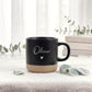 Gravierte Kaffeetasse mit passendem Holztablett als einzigartiges Geschenkset zum Geburtstag. Die individuelle Personalisierung mit Namen oder Wunschtext macht dieses Set zu einer besonderen Erinnerung und eignet sich ideal als Geschenk für Freundin, Ehefrau, Partner, Eltern oder Kollegen.