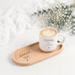 Stilvolles Geschenkset bestehend aus einer personalisierten Kaffeetasse und einem dekorativen Tablett. Eine besondere Geschenkidee für Hebammen zum Abschied, zur Geburt oder einfach als liebevolle Aufmerksamkeit, um Danke für die wertvolle Begleitung und Unterstützung zu sagen.