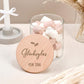 Personalisiertes Vorratsglas mit hochwertiger Lasergravur und Holzdeckel, ideal als Geschenk für Freundin, Freund oder Kollegen. Das Süßigkeitenglas kann mit Wunschname personalisiert werden und eignet sich perfekt zum Befüllen mit Bonbons, Schokolade, Marshmallows oder kleinen Überraschungen.