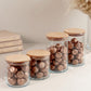 Personalisiertes Süßigkeitenglas mit Wunschname und präziser Lasergravur. Das dekorative Vorratsglas eignet sich ideal als Geschenk für Freundin, Freund oder Kollegen und kann mit Bonbons, Marshmallows oder kleinen Überraschungen befüllt werden.